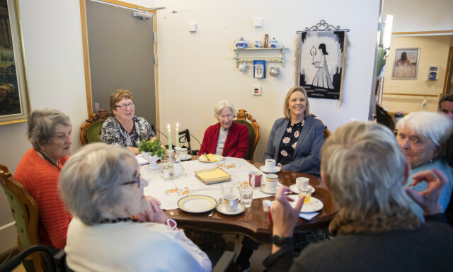 image: Vi får håpe at vi har pårørende som er der for å tørke oss bak